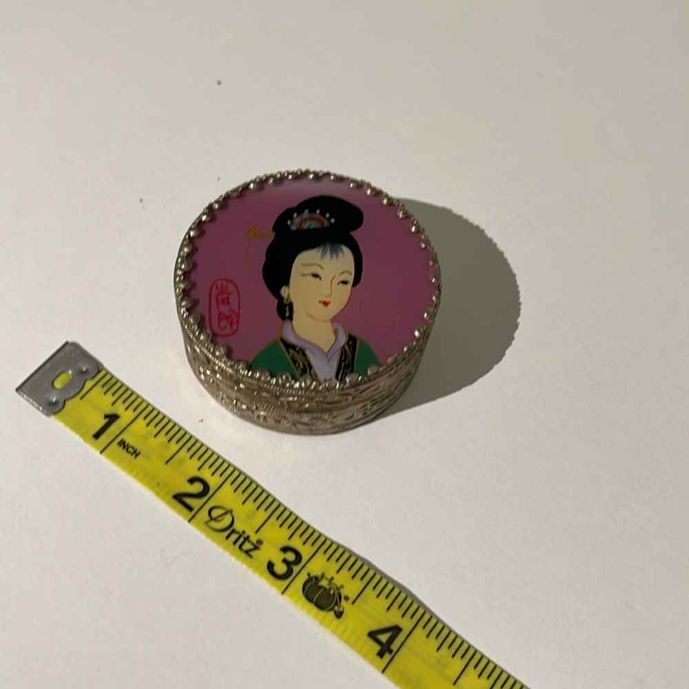 Vintage Metal Jewelry box 1990’s